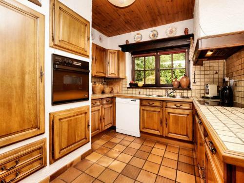 Pretty Holiday Home With Private Swimming Pool In Aywaille