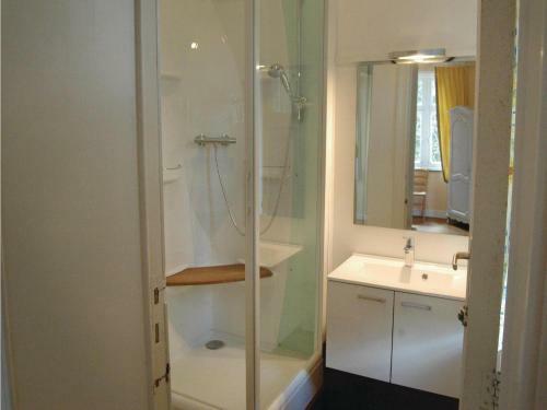 Holiday Home Au Pont De Libin 09