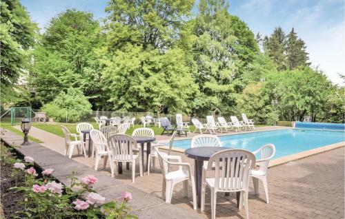 Holiday Home Au Pont De Libin 09