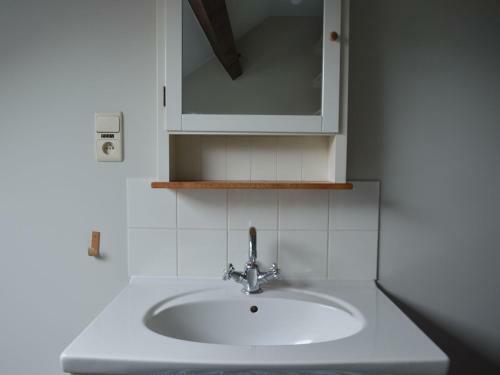 Modern Holiday Home In Gingelom With Jacuzzi