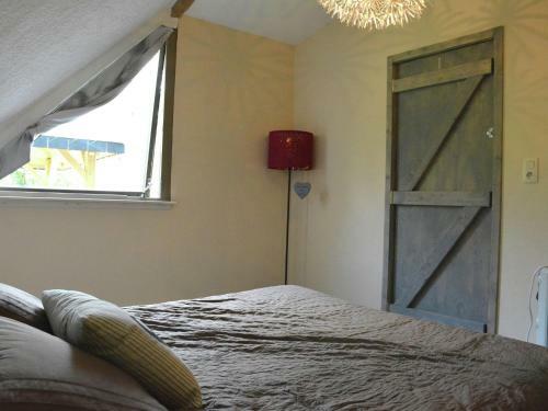 Spacious Chalet In Gesves Near River