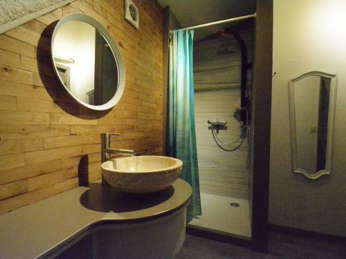 Spacious Chalet In Gesves Near River