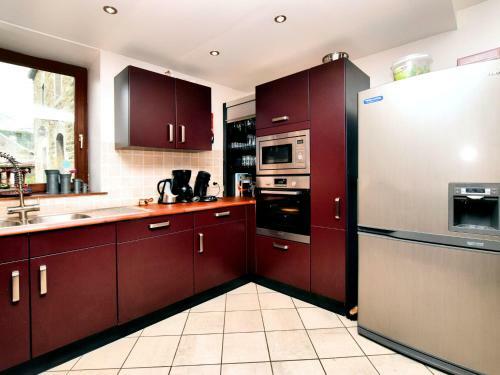 Lovely Holiday Home In Comblain-au-pont With Sauna
