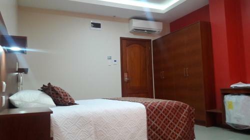Hotel Rey Salom�n