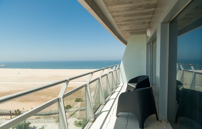 Hotel Eurostars Oasis Plaza