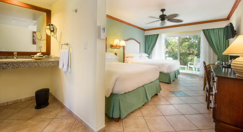 Hotel Occidental Tamarindo