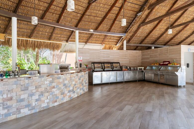 Hotel Occidental Tamarindo