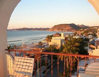 Aparthotel Las Gaviotas Resort