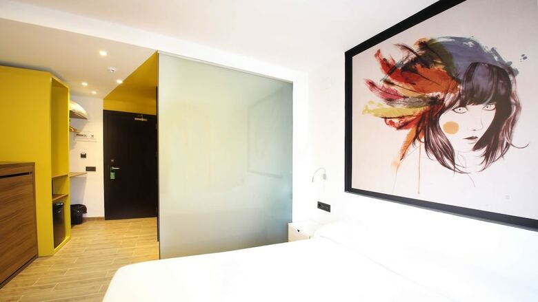 Hotel The Element