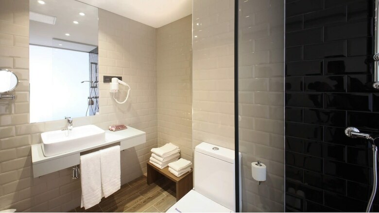 Hotel The Element