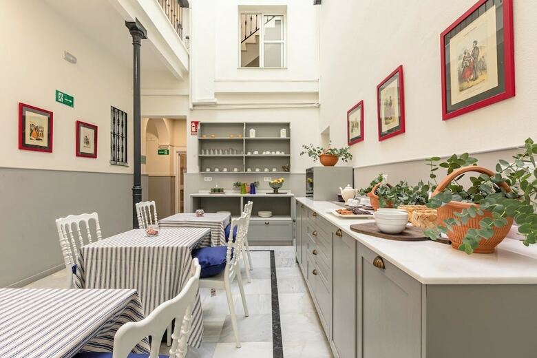 Hostal N�a Alameda