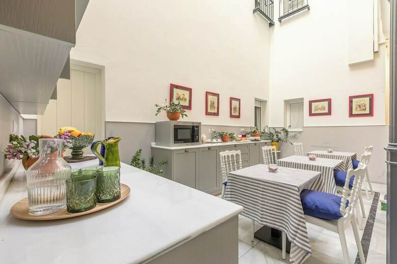 Hostal N�a Alameda