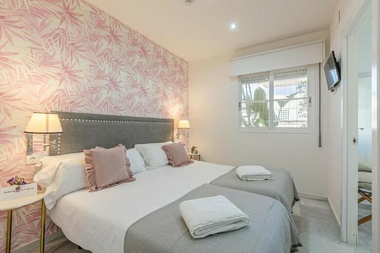 Hostal N�a Alameda