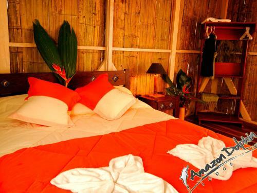 Amazon Dolphin Lodge