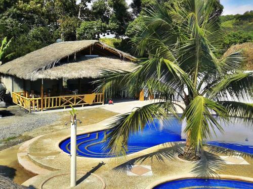 Hostal Rio Suites