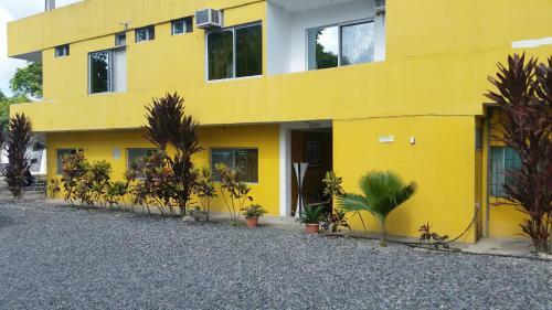 Hostal Rio Suites