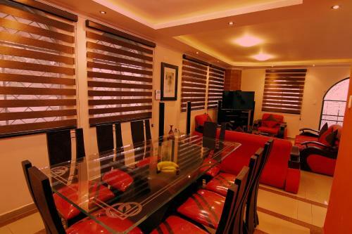 Condor�s Antisana Hotel Y Centro de Eventos