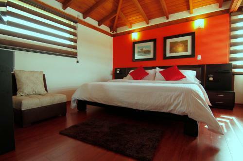 Condor�s Antisana Hotel Y Centro de Eventos