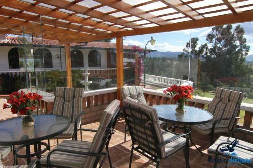 Condor�s Antisana Hotel Y Centro de Eventos