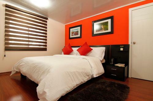 Condor�s Antisana Hotel Y Centro de Eventos