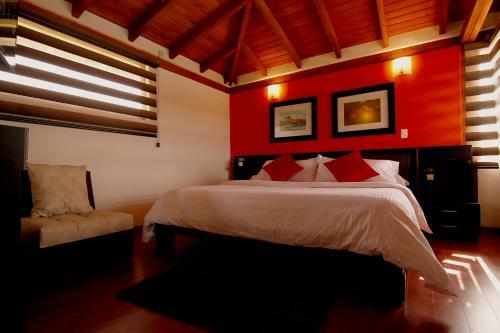 Condor�s Antisana Hotel Y Centro de Eventos
