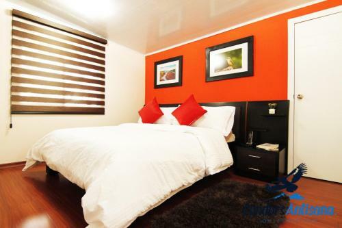 Condor�s Antisana Hotel Y Centro de Eventos