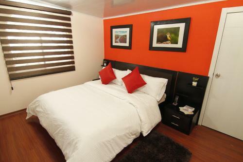 Condor�s Antisana Hotel Y Centro de Eventos
