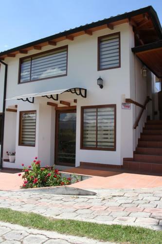 Condor�s Antisana Hotel Y Centro de Eventos