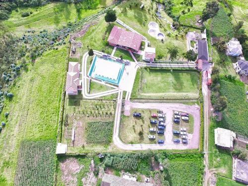 Condor�s Antisana Hotel Y Centro de Eventos
