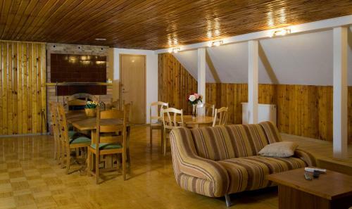 Hotel Haeska Manor