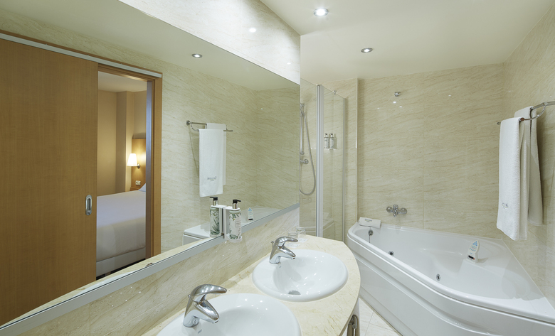 Hotel NH Porta Barcelona