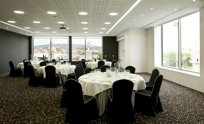 Hotel Barcel� Sants