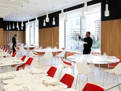 Hotel Barcel� Sants
