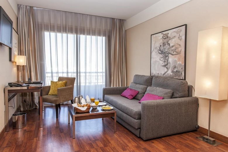 Hotel Zenit Don Yo