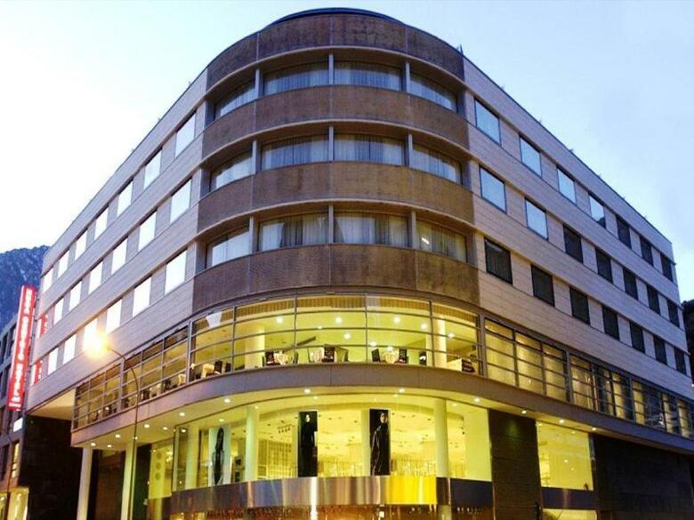 Hotel Yomo C�ntric