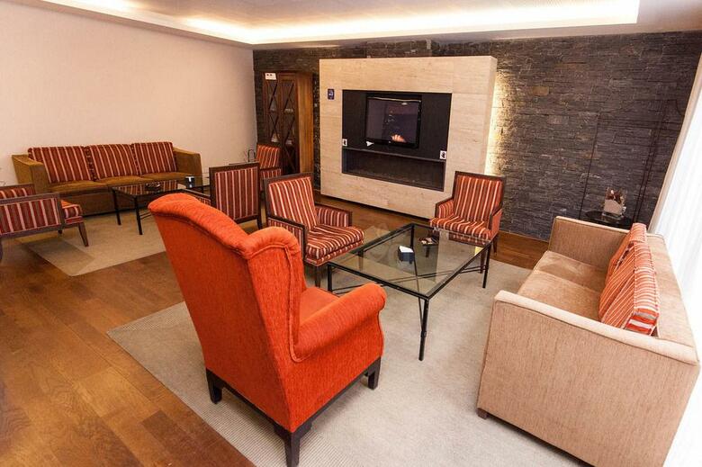 Hotel Yomo C�ntric
