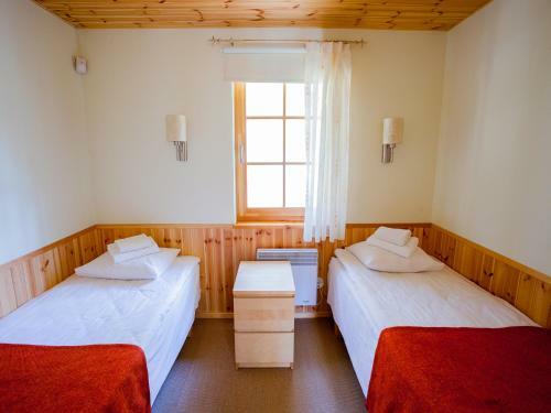 Roosta Holiday Village