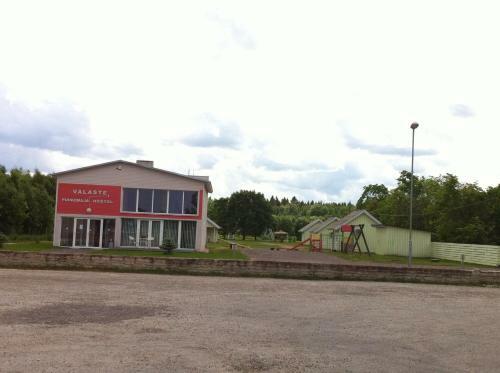 Posada Valaste Guest House And Camping