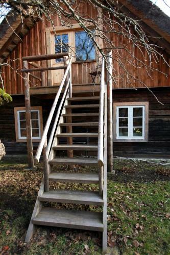 Bed & Breakfast Metsara B & B