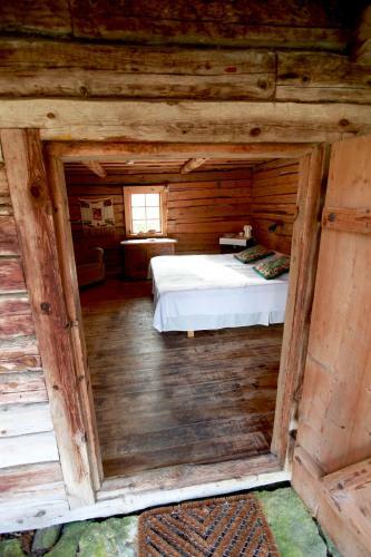 Bed & Breakfast Metsara B & B