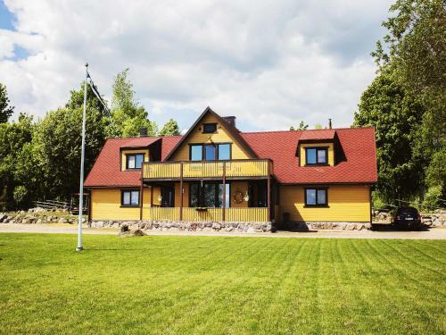 Pusi Holiday House