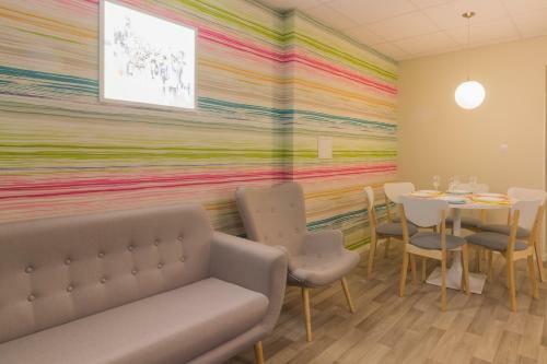 Hostal Tiigi Six Guesthouse