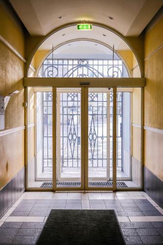 Dream Stay - Town Hall Square Apartments