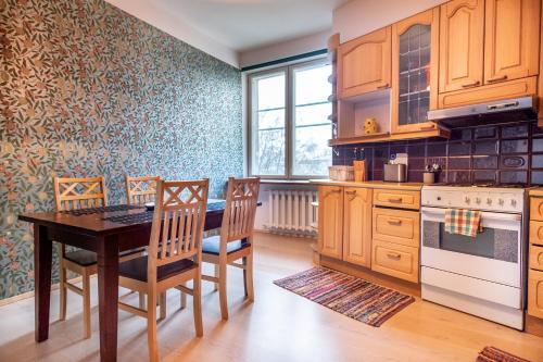Dream Stay - Spacious Business Apartment Near Superministry