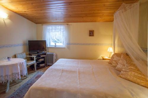 V�striku Holiday Home