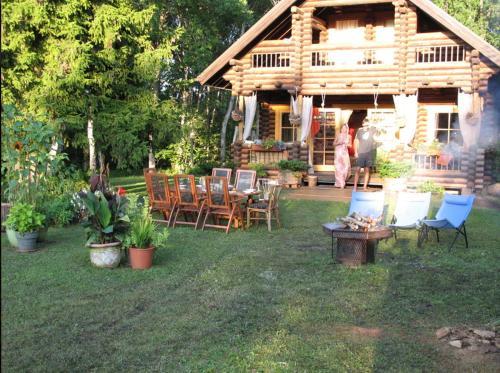 Neti Holiday House