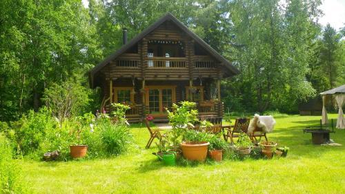 Neti Holiday House