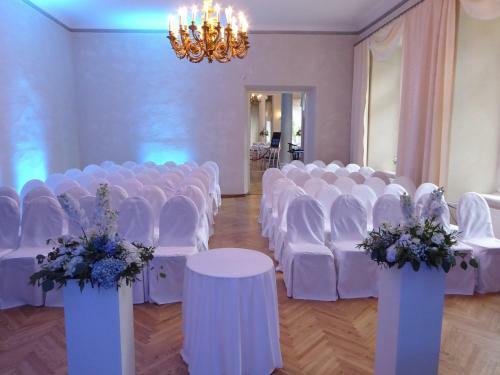 Hotel Saku M�is & Saku Manor