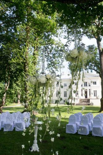 Hotel Saku M�is & Saku Manor