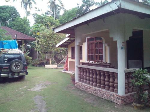 Posada Nellie's Tourist Inn